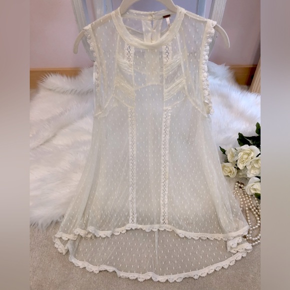 Free People Ivory Lace Romantic Sleeveless Tank - Picture 2 of 11